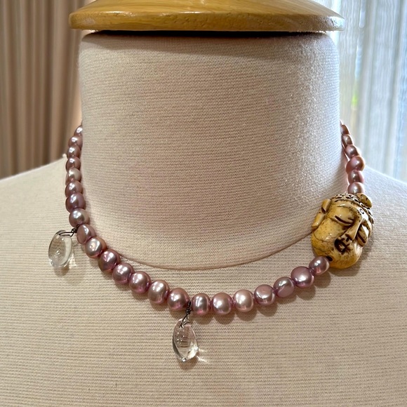 Pearl Necklace - Picture 1 of 4